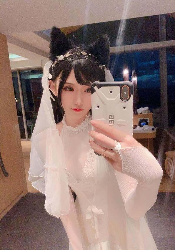 腐团儿Ikaros新娘婚纱泳装性感写真图片 原来身材这么好的