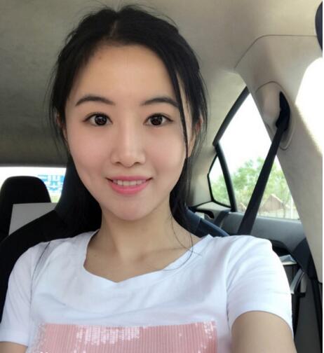 翟欣欣图片合集 翟欣欣照片曝光 美女学霸多次婚骗经历